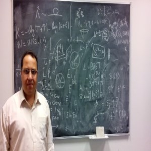 عالِم الفيزياء المصري الدكتور أحمد فرج علي